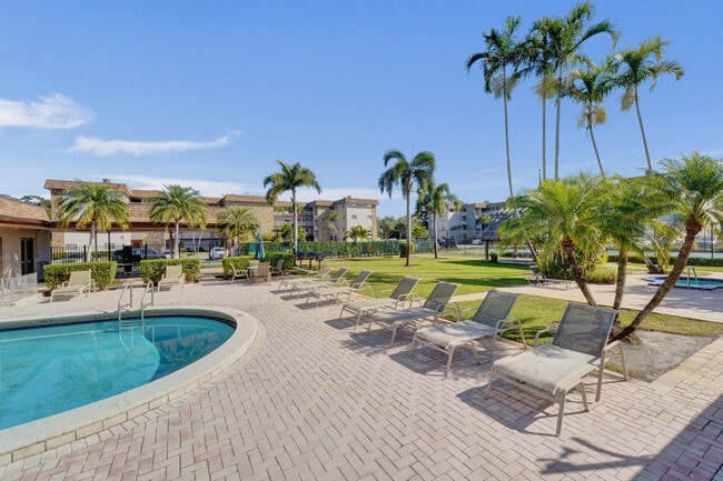 Building Photo - 2430 SW 81st Ave