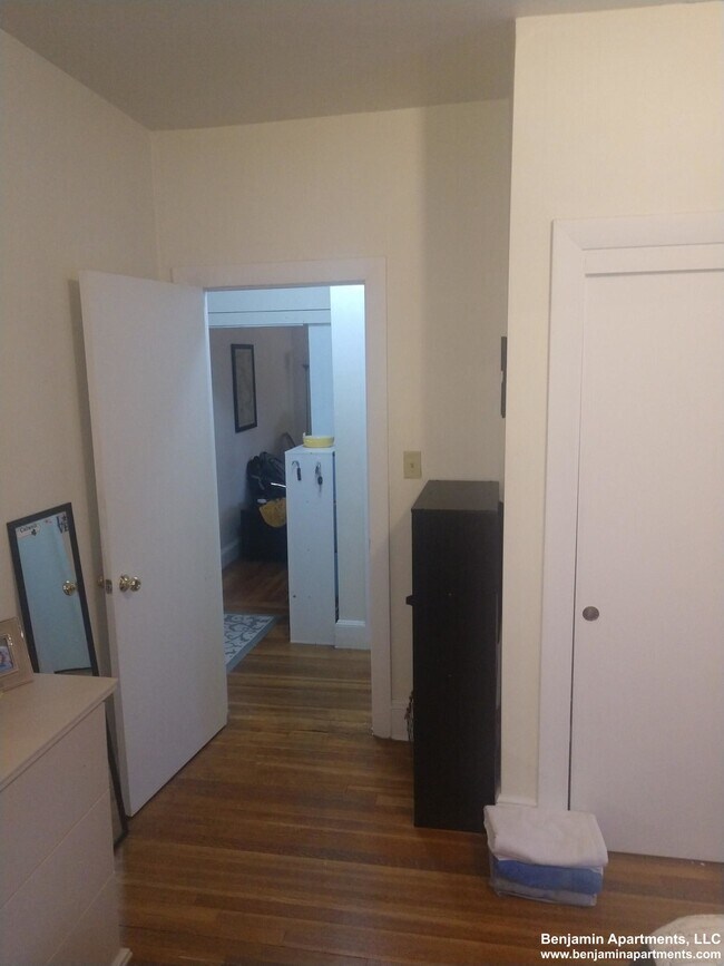 33 Lancaster Terrace, Brookline, MA 02446 33 Lancaster Terrace