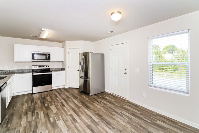 Building Photo - 265 Middleton Ct, Chatsworth, GA