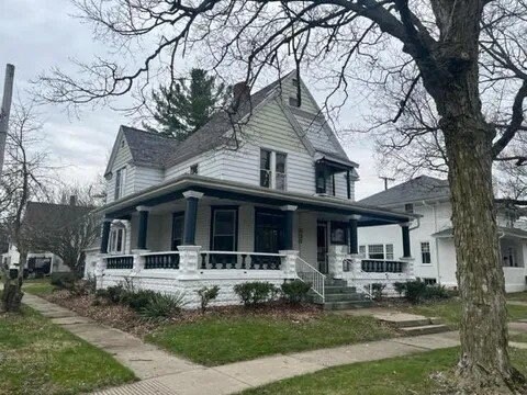 Primary Photo - 632 E Mitchell St