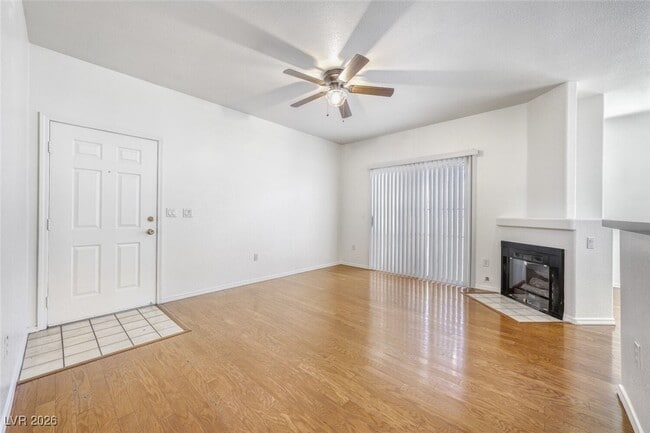 Building Photo - 2116 Calville St