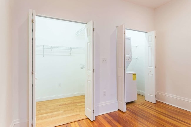 Building Photo - 127 St Botolph St