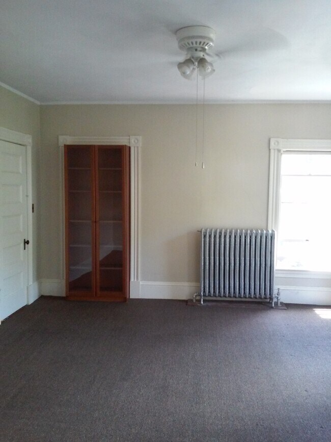 Sala de estar - 8 Bailey Ave