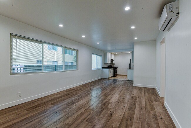 Foto del interior - 4324 Ventura Canyon Ave
