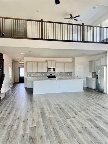 Foto del edificio - 2408 Grapevine Wy