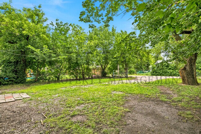 Building Photo - 1508 S Meridian Ave