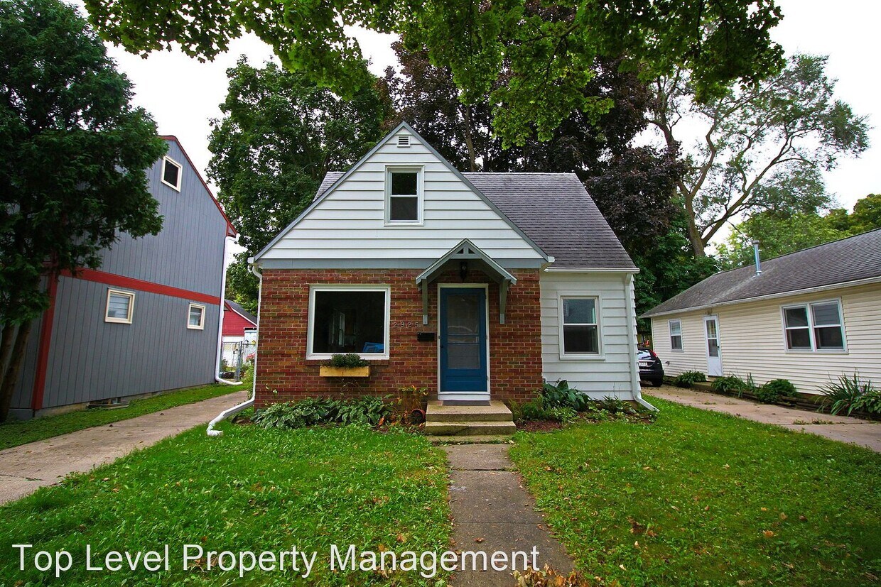 Primary Photo - 3 br, 1 bath House - 2925 Stevens St