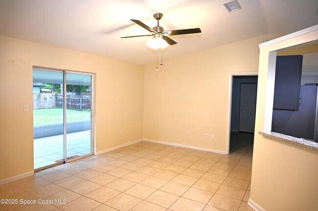 Foto del edificio - 128 Wellsley Ave SW