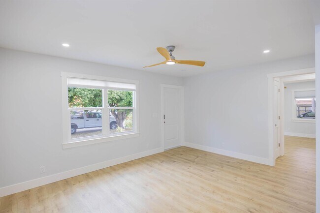 Foto del edificio - 730 Winters St