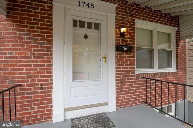 Foto del edificio - 1745 Amuskai Rd