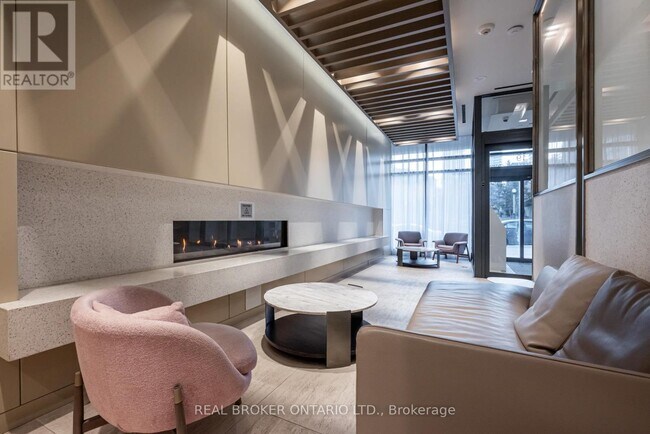 Photo du bâtiment - 19 Western Battery Rd