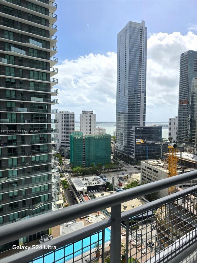 Foto del edificio - 60 SW 13th St