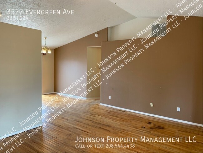 Foto del edificio - 3522 Evergreen Ave