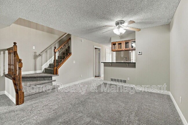 Building Photo - 378 Pheasant Run