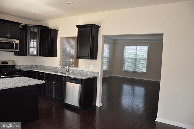 Foto del edificio - 9244 Prescott Ave