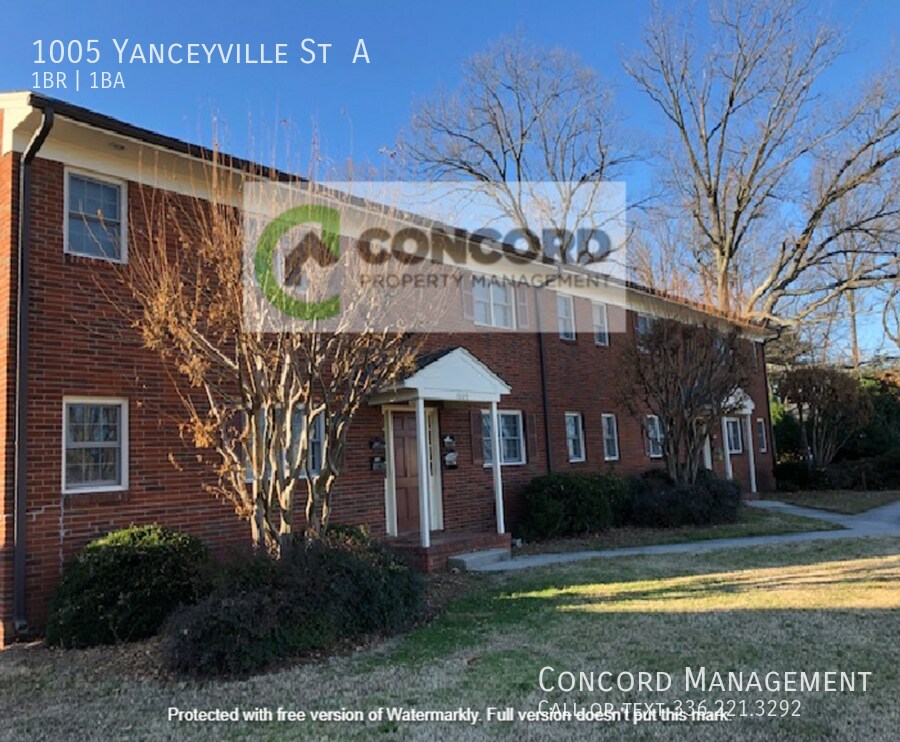 Primary Photo - 1005 Yanceyville - A/Concordmgmt.com 336-2...