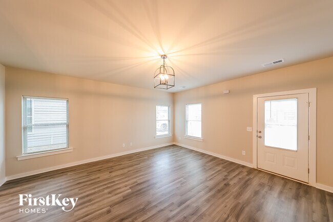 Foto del edificio - 60 County Rd 1700