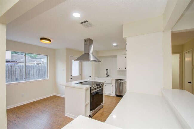 Foto del edificio - 10606 Mills Flat St