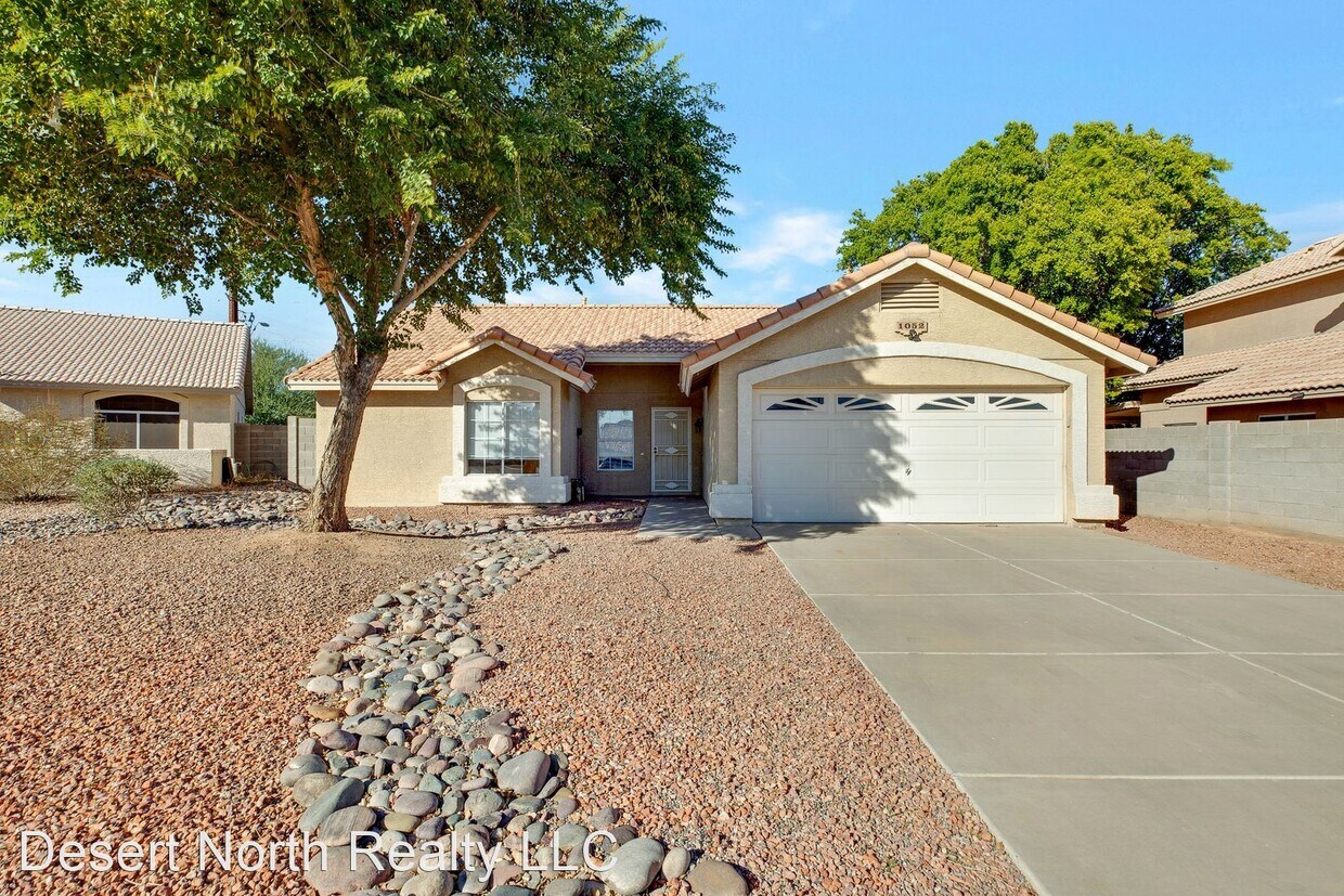 Primary Photo - 3 br, 2 bath House - 1052 W Paseo Way