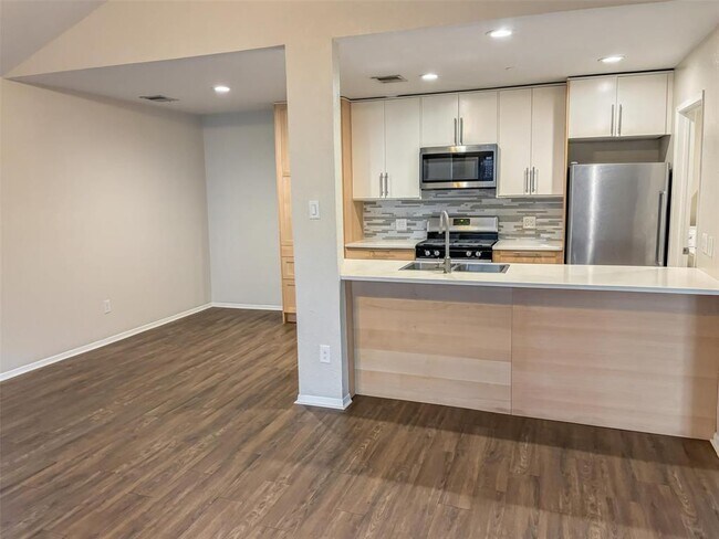 Foto del edificio - 7006 Ivory Key Ct