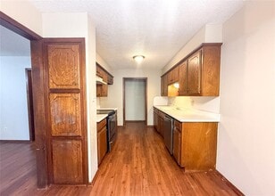 Building Photo - 101 Sahoma Terrace