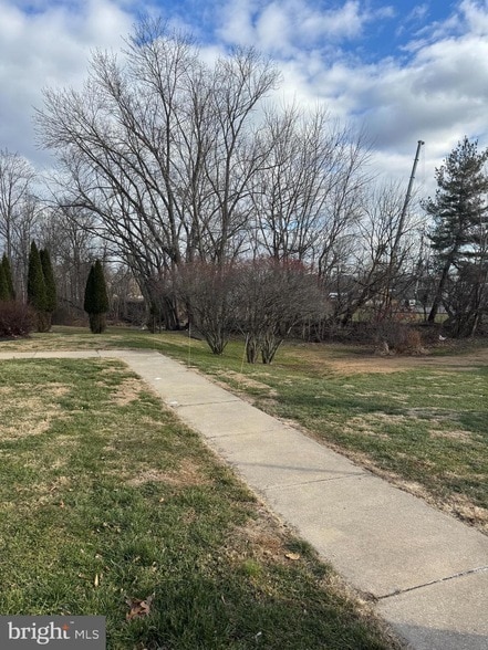 Foto del edificio - 315 Walnut Ct Way