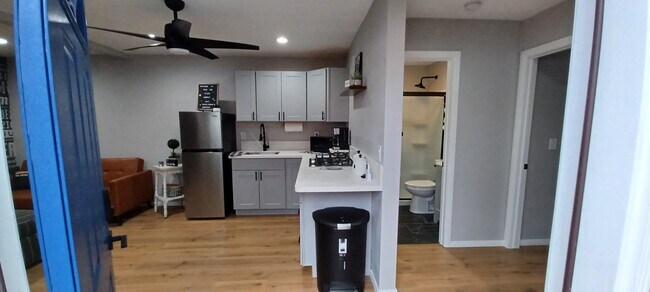 Building Photo - 47 Sandalwood Dr