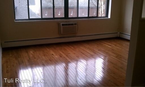Foto del edificio - 116 Irvington Ave