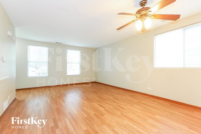 Building Photo - 1662 Park Vista Ln