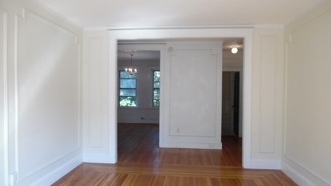 Foto del edificio - 90 Maple St