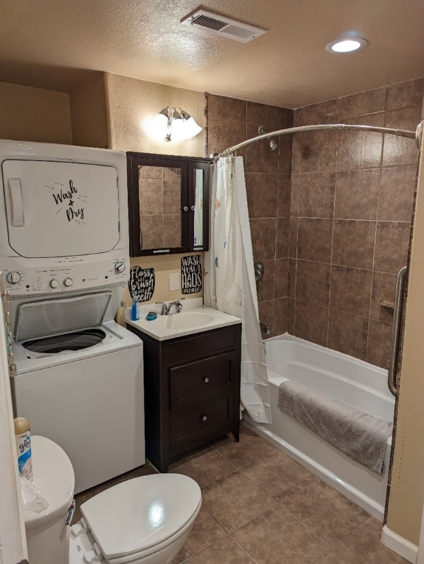 Foto del edificio - 323 Zuniga St