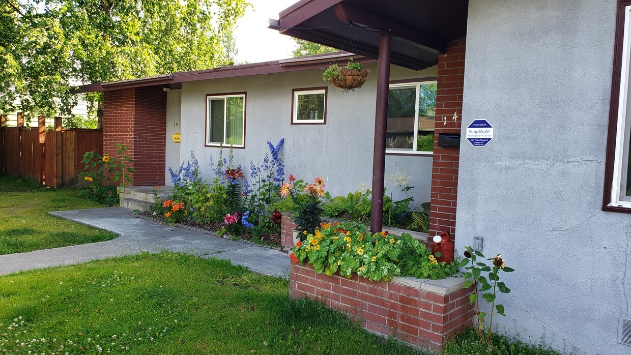 Foto principal - 1417 Garden St