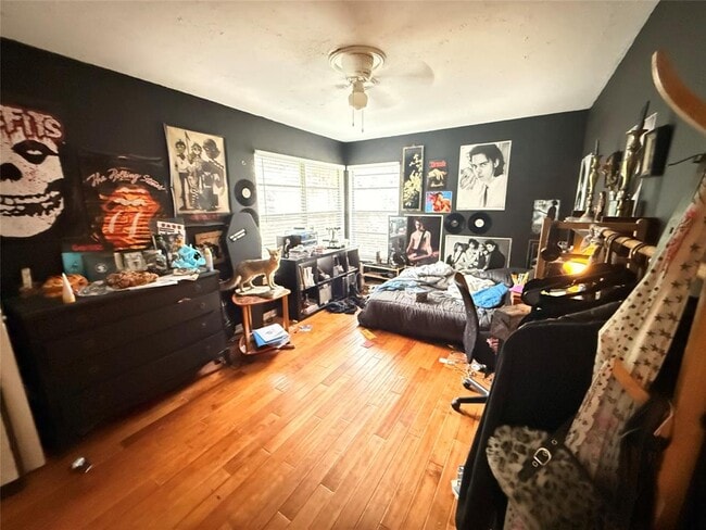 Building Photo - 1205 Fieldcrest Dr