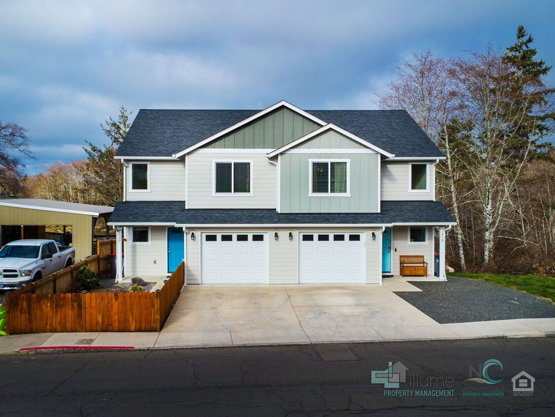 Primary Photo - Newly Constructed Seaside Townhome