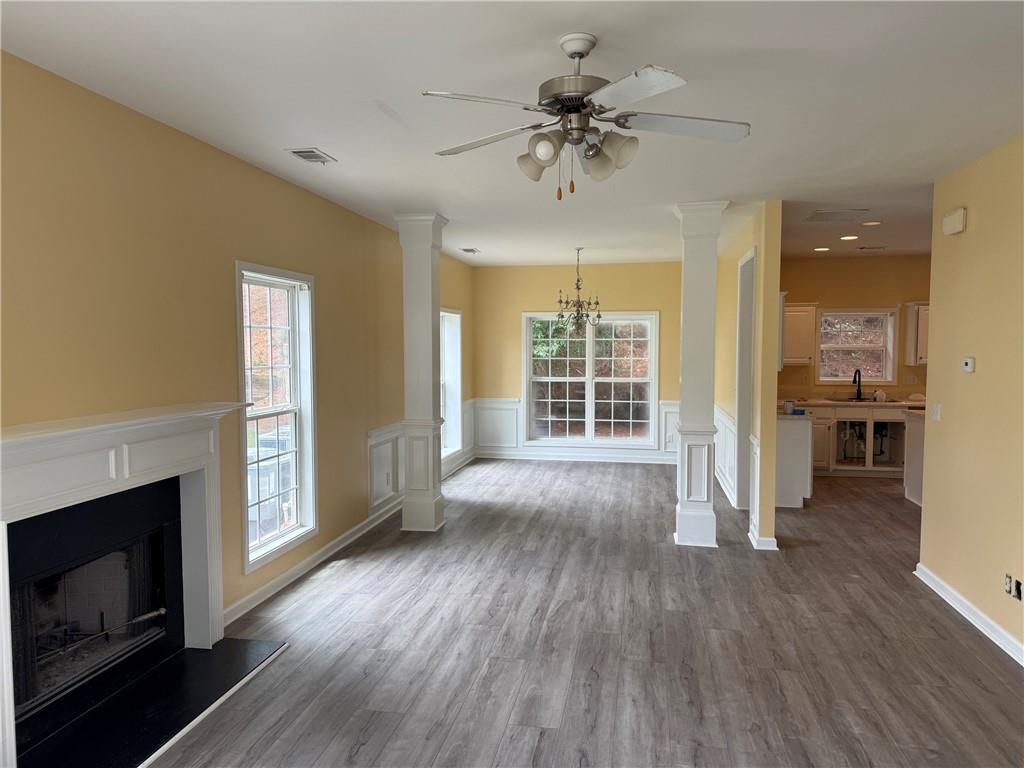 Building Photo - 4542 Elsinore Cir NW