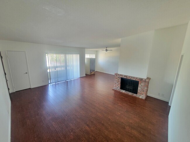 Building Photo - 12050 Hartsook St