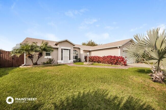 Building Photo - 637 Regency Way