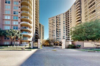 Building Photo - 3525 Sage Rd