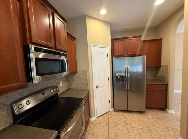 Building Photo - 16604 Kingletside Ct