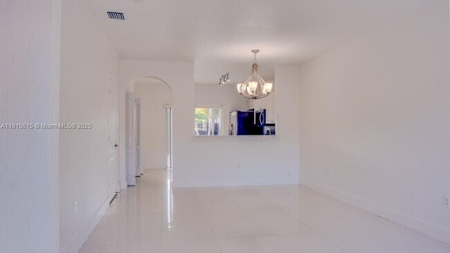 Foto del edificio - 17046 SW 137th Pl