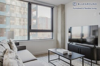 Building Photo - 3030 Potomac Ave