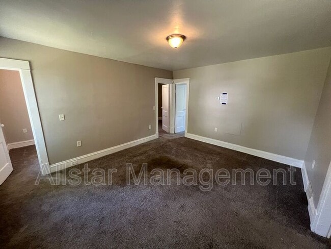 Foto del edificio - 13316 Chapelside Ave