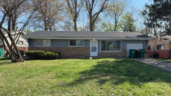 Charming 3-Bedroom Ranch - Charming 3-Bedroom Ranch House