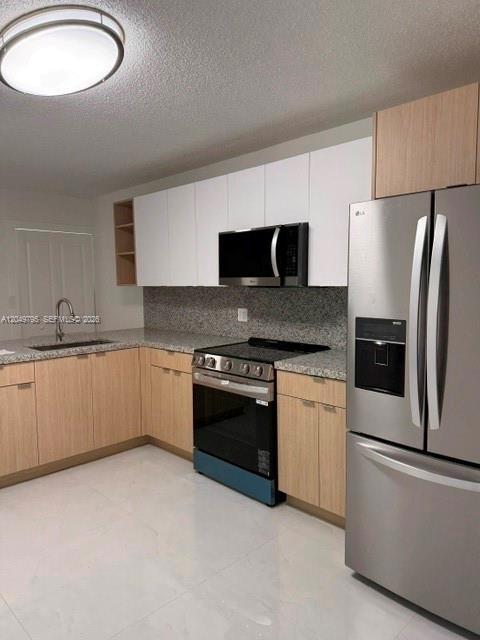Foto del edificio - 3518 W 80th St