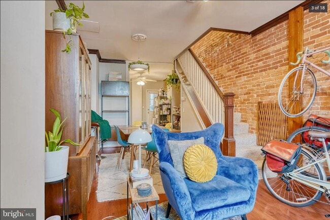 Building Photo - 408 S Bethel St
