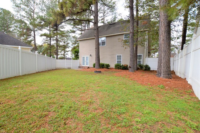 Building Photo - 4470 Plantation Crest Rd