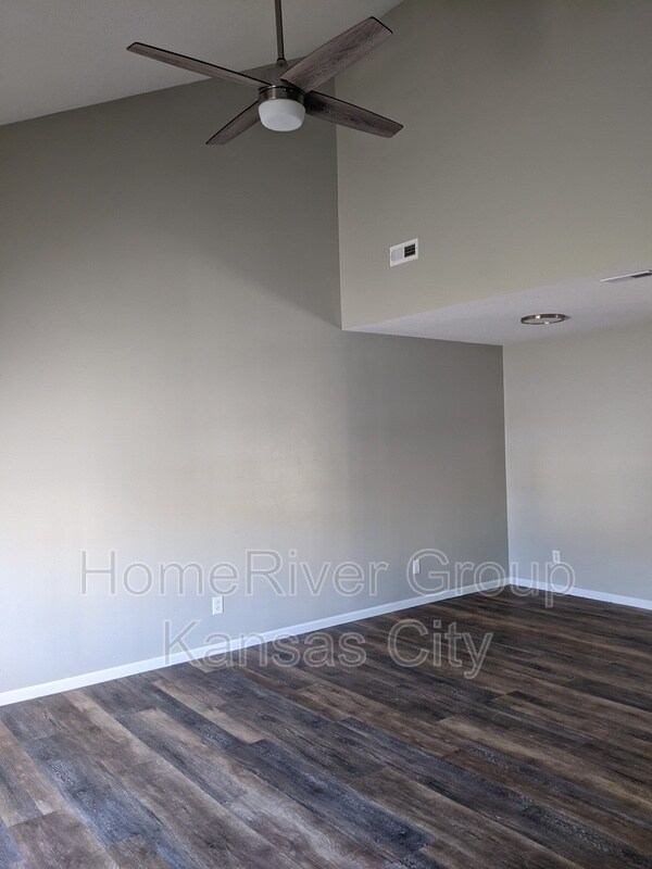 Foto del edificio - 505 Short Ave