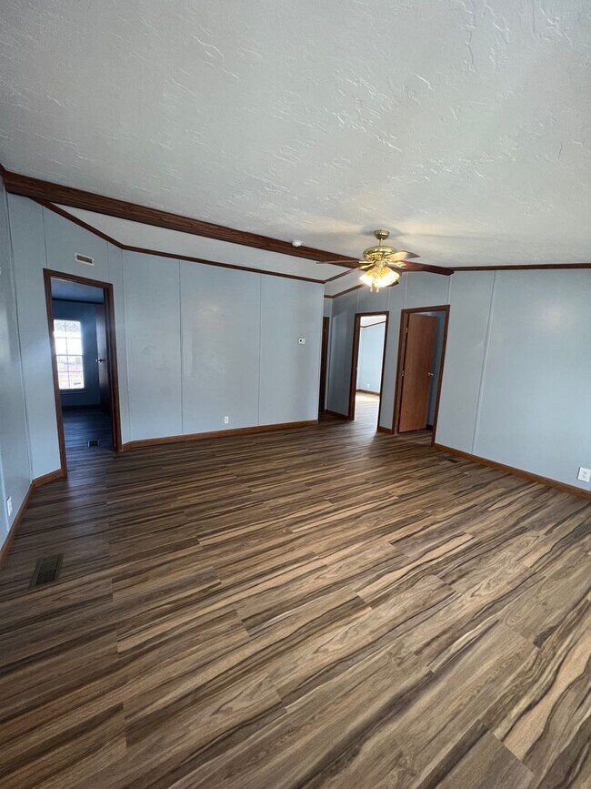 Foto del edificio - Caryville 37714 - COMING SOON! 3 bedroom, 2 bath home - Contact Chad Weeks (865) 567-6193