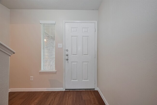 Building Photo - 6026 Stockholm Ct