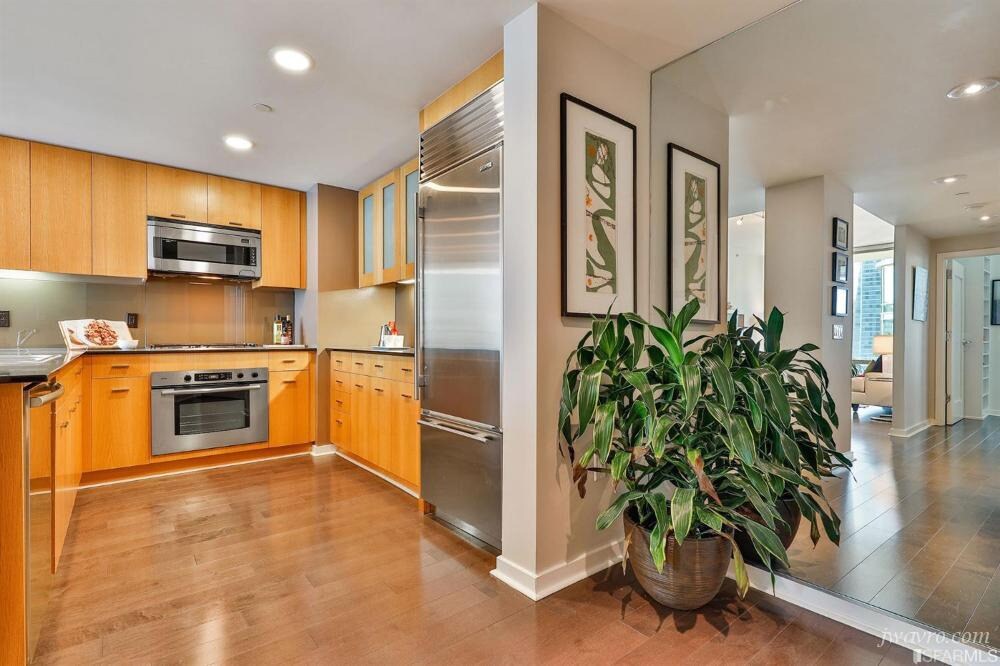 Foto principal - 355 1st St